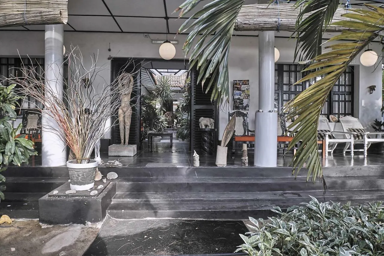 The Icebear Guesthouse Negombo Guest house