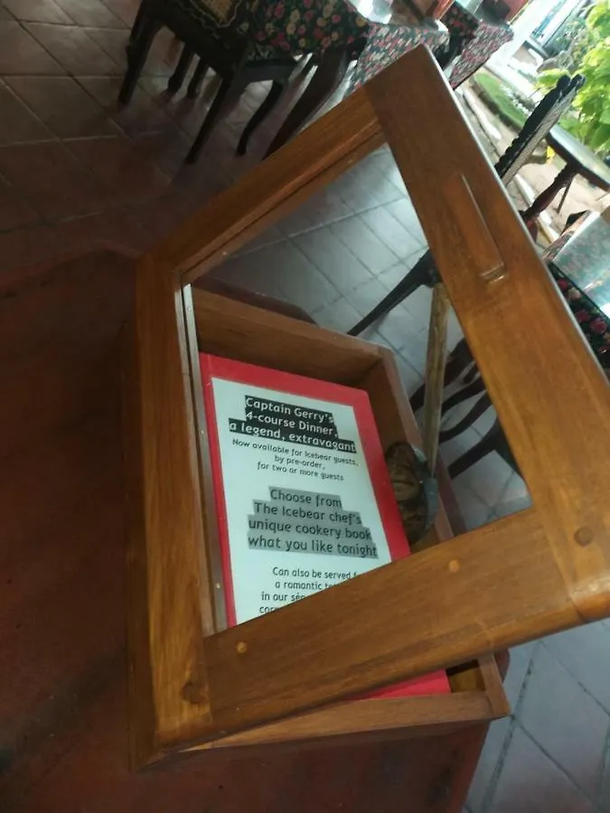 Guest house The Icebear Guesthouse Negombo