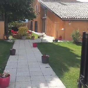 Bed & Breakfast La Cle Des Champs ***